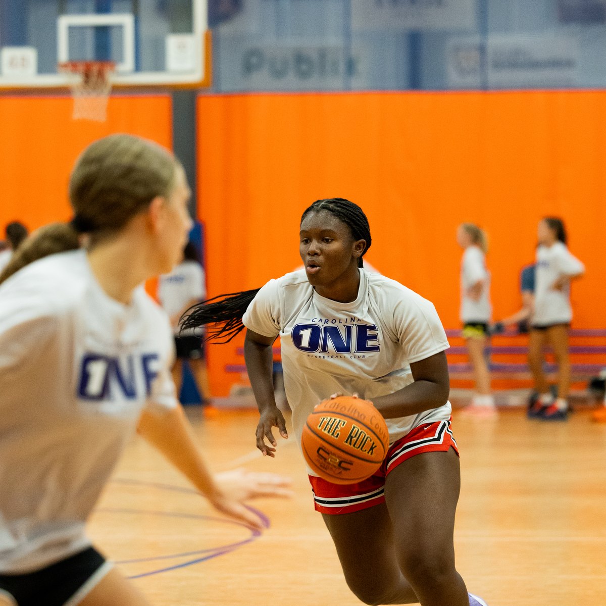 Finishing at the rim in traffic